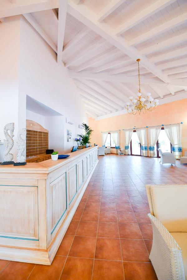 Marina Torre Navarrese Resort サンタ・マリア・ナヴァーリス エクステリア 写真